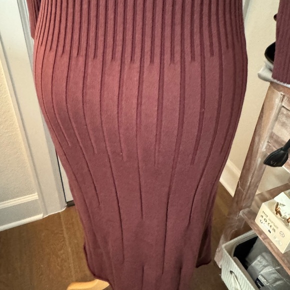 Wolford Elegant Burgundy Knit Midi Dress SZ XS NWT - Picture 12 of 12